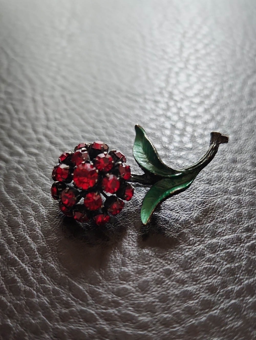 VTG Red Crystal Flower Brooch with Green Enamel Leaves
